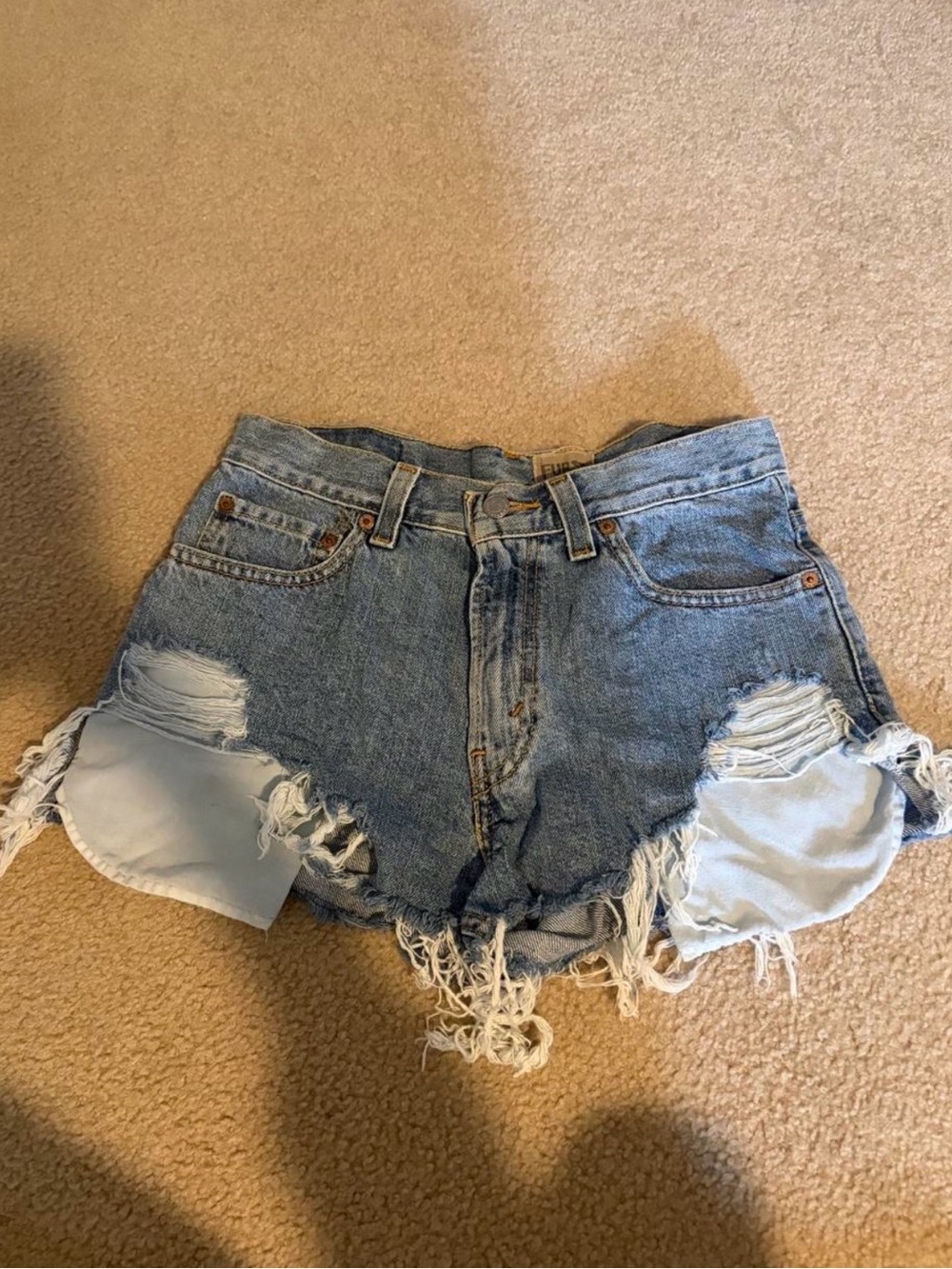 LEVI Shorts